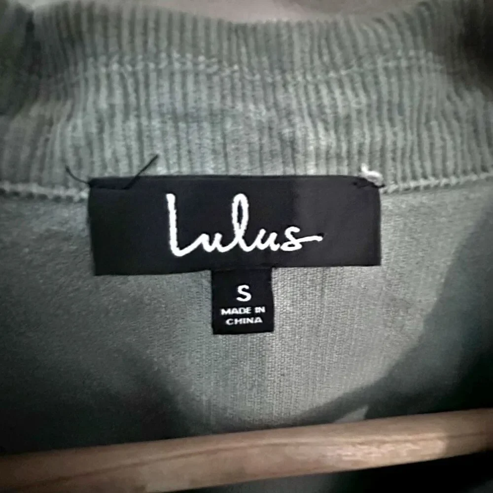 LULU'S | Sage Green Corduroy Cropped Jacket Button Down | Size Small - Picture 3 of 5